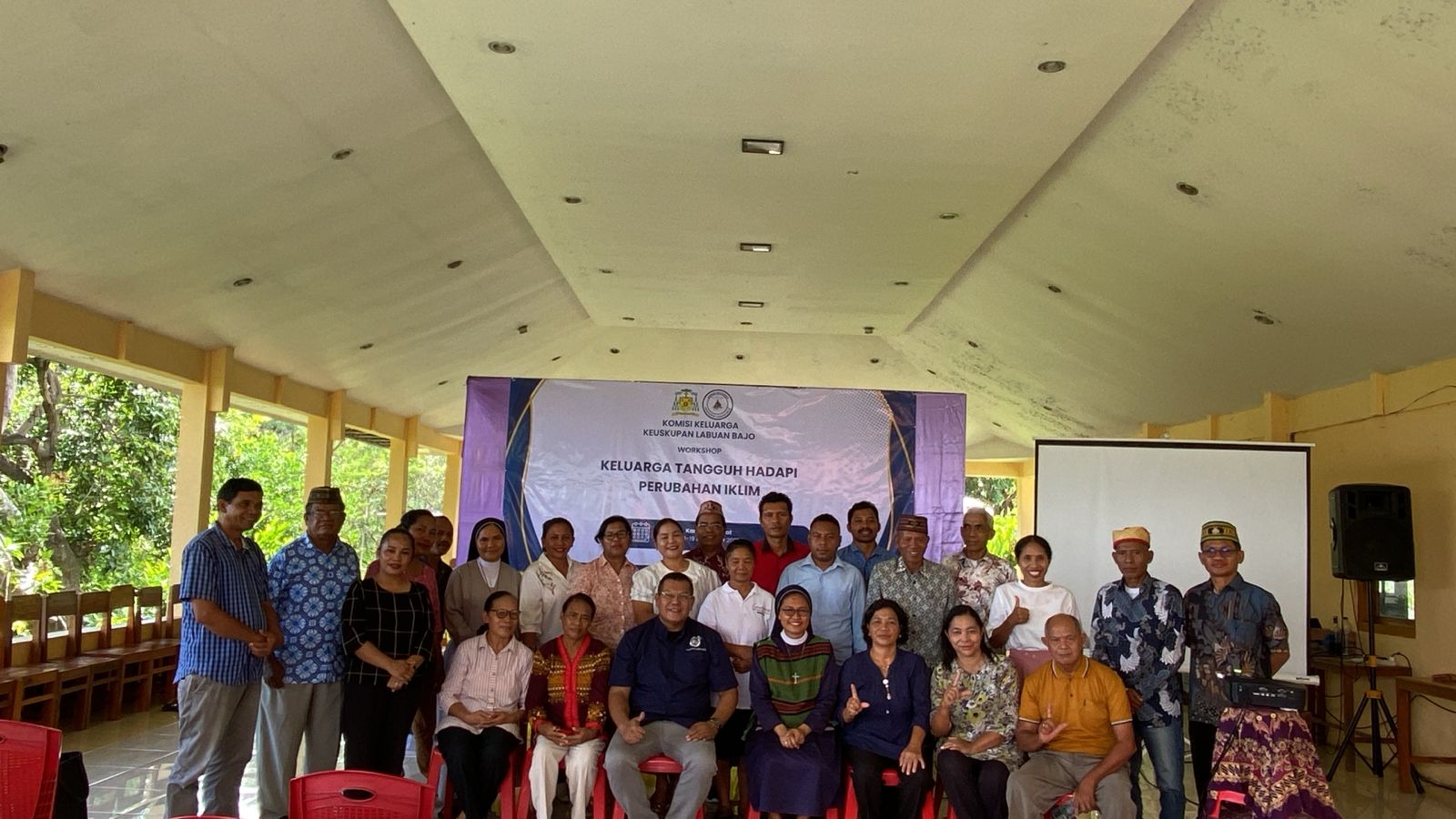 Seminar Komisi Keluarga: Keluarga Tangguh Menghadapi Perubahan Iklim